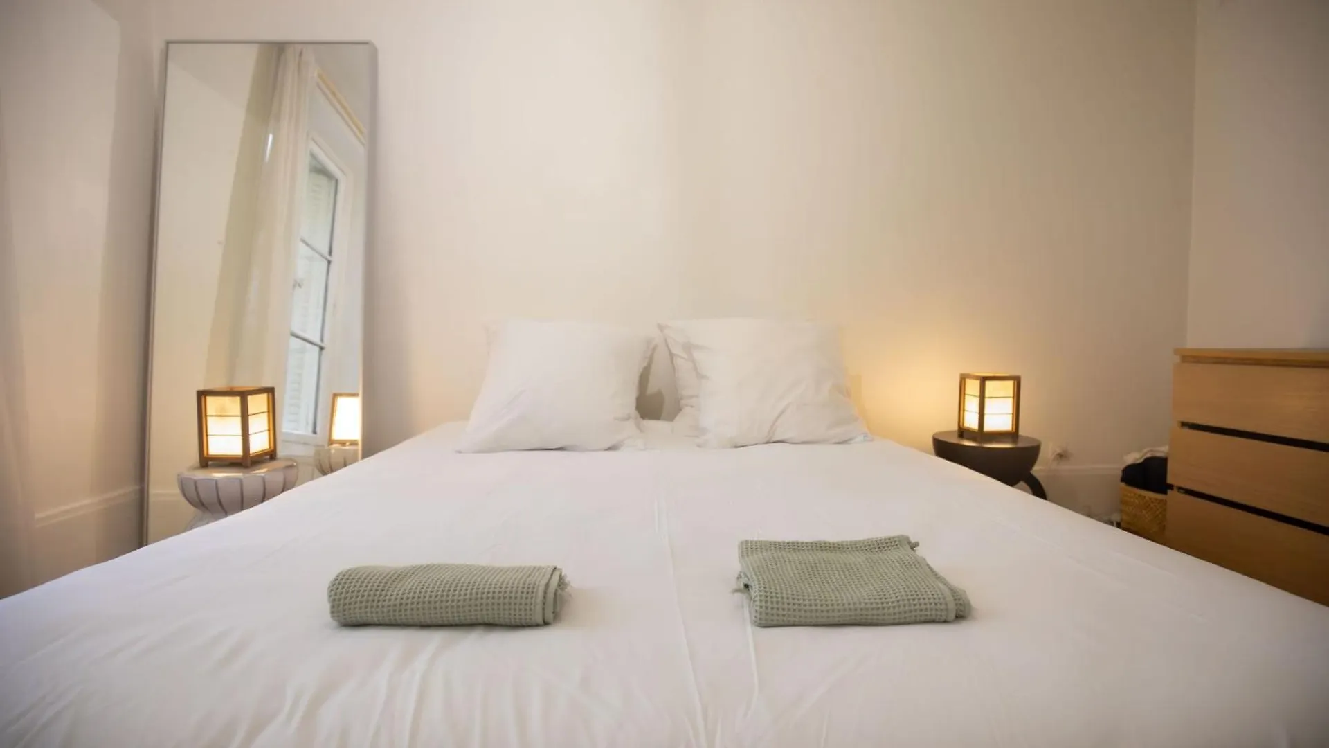 Lovely Spacious Cocoon In Paris