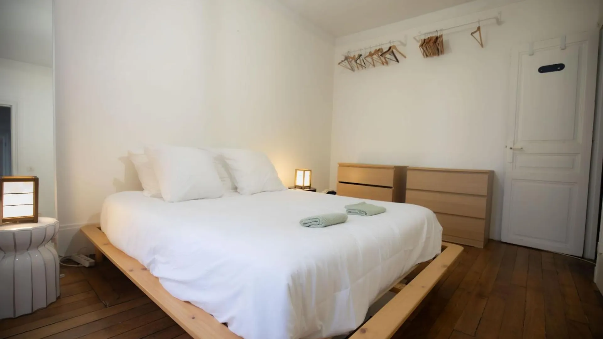 Lovely Spacious Cocoon In Παρίσι